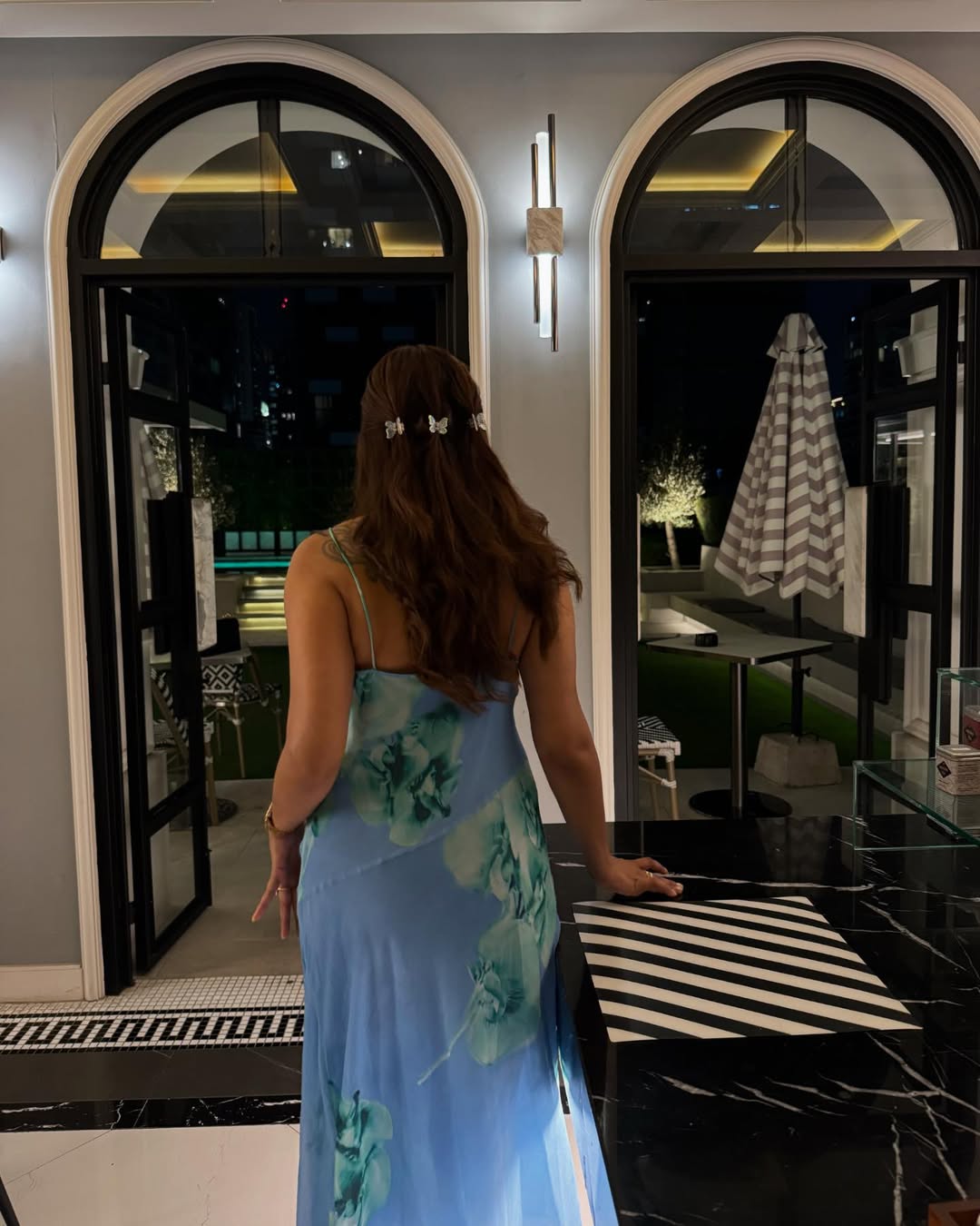 ELENOVA I light blue robe